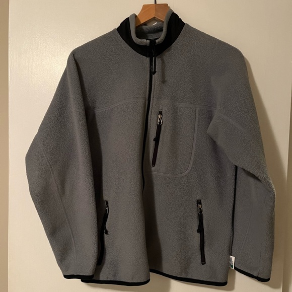 Vintage MEC zip up fleece - Picture 3 of 4